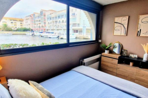 Le Port Cros 10, Superbe Studio en Bord de Mer, Jolie Vue, Parking privé, Climatisation